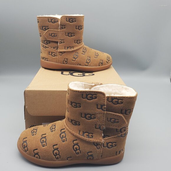 UGG Toddler Logo Print Chestnut Shearling Boots Size 9 - Picture 1 of 6